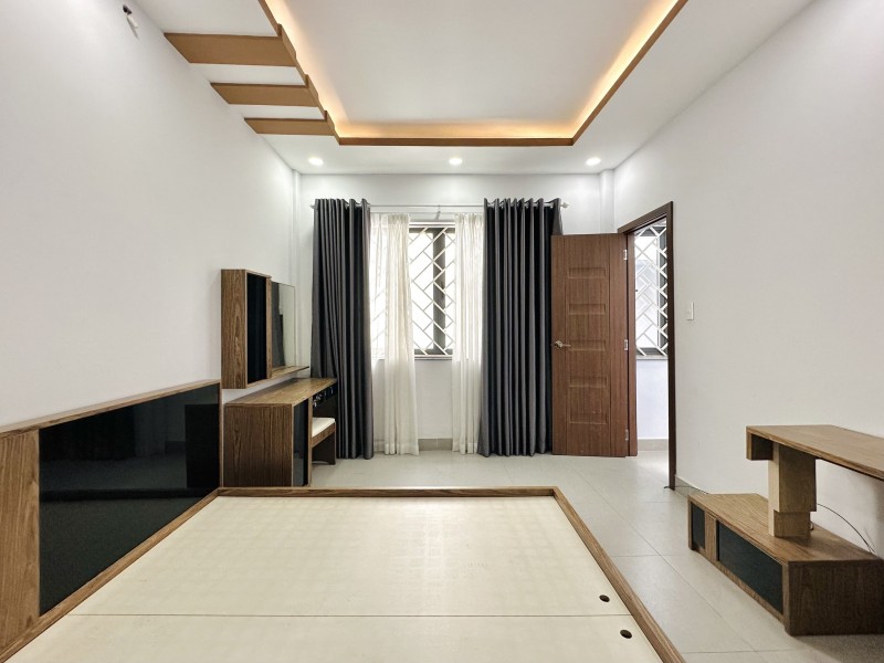 BÁN NHÀ QUẬN 3 HBG 60M2 2 TẦNG NGANG 4,3M NỞ HẬU 3 PN ĐẸP SÁT MT CMT8 6,5 TỶ. - Ảnh 3